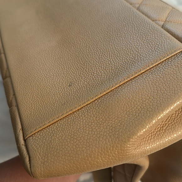 💯 % authentic Chanel handbag - Picture 11 of 11